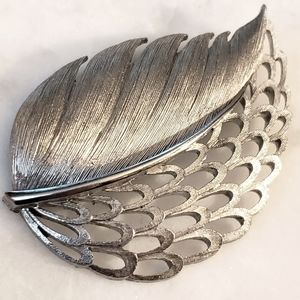 Vintage Silver-Tone Leaf Brooch